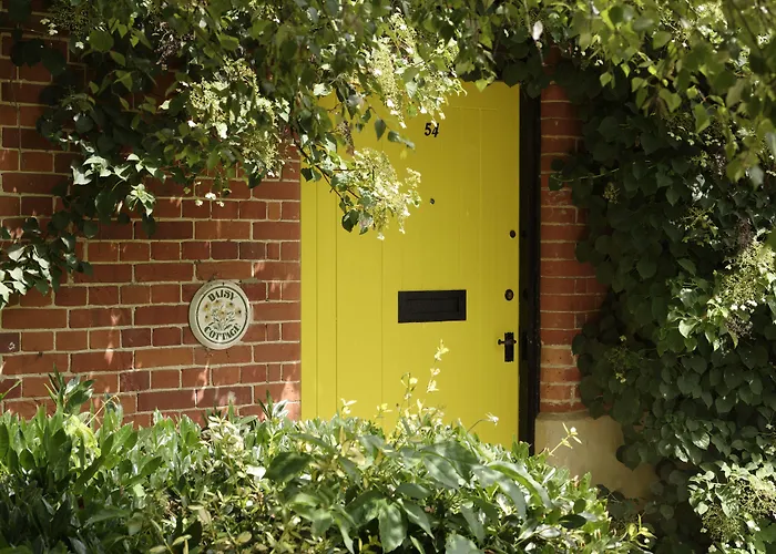 Eastwell Manor, Champneys & SpaSpa Hotel